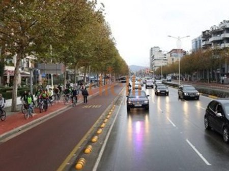 Appartamento in vendita a Lapraka