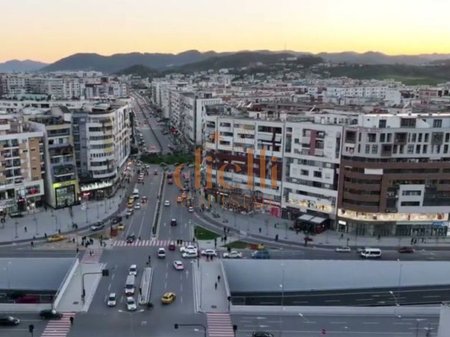 Commercial Space for Sale in Astir