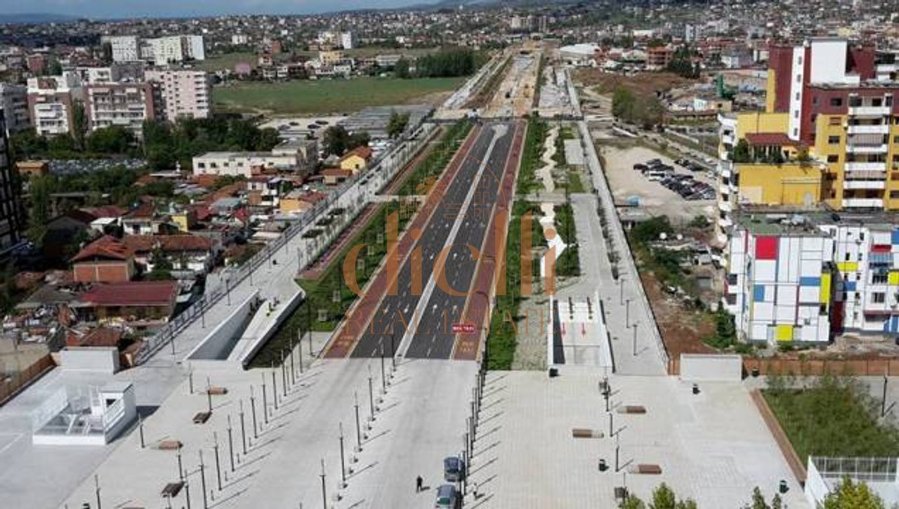 Apartament 2+1+2 per Shitje tek Bulevardi  i Ri