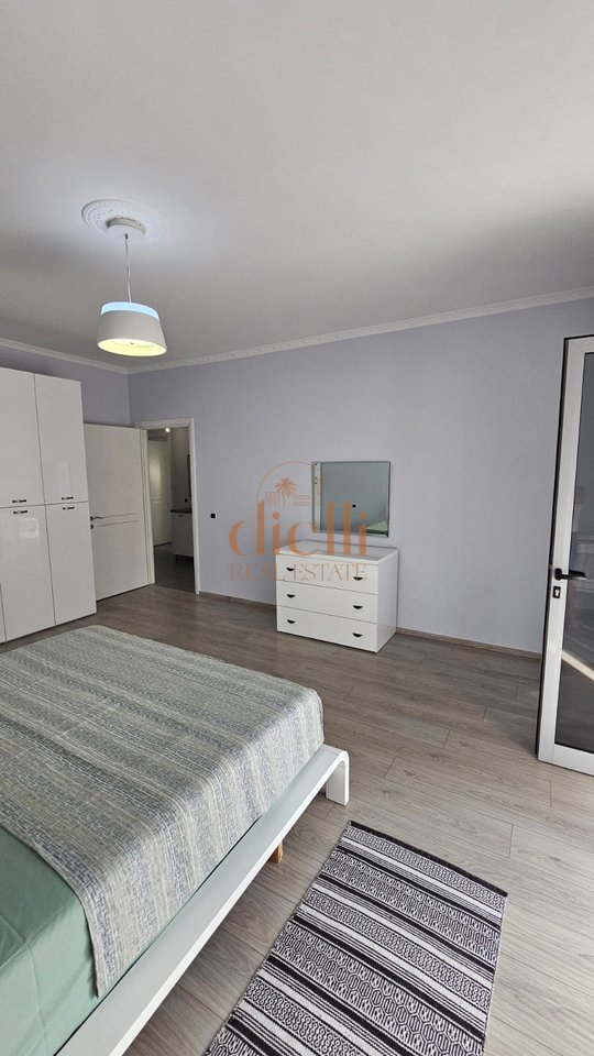 Apartament 3+1+2 per Qira tek Kopshti Botanik