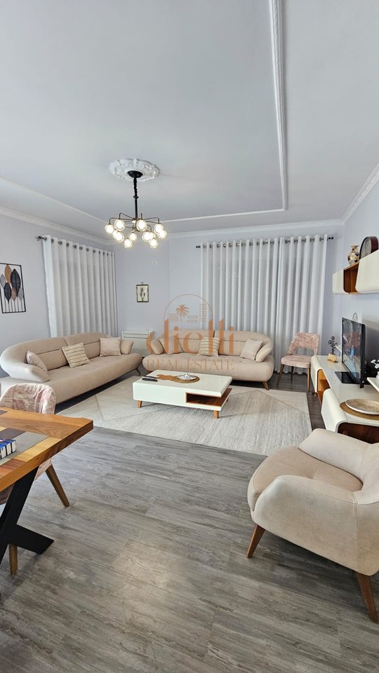 Apartament 3+1+2 per Qira tek Kopshti Botanik