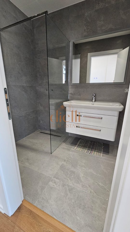 Uffici in affitto presso Lake View Residence