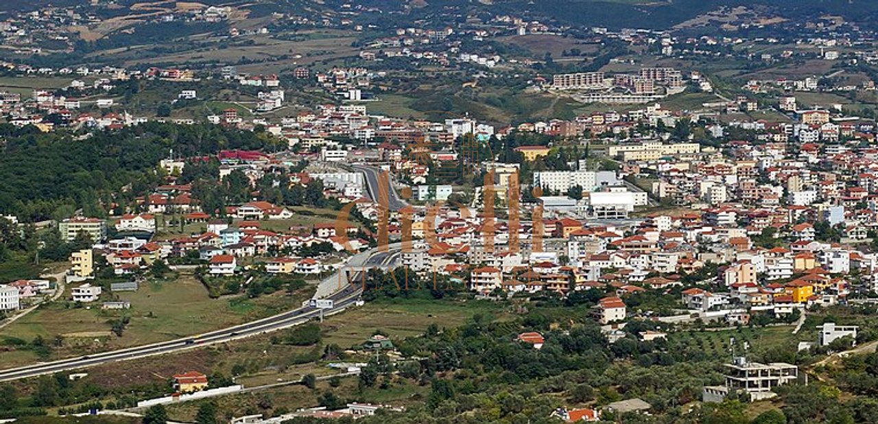 Apartament 3+1+2 per Shitje ne  Sauk