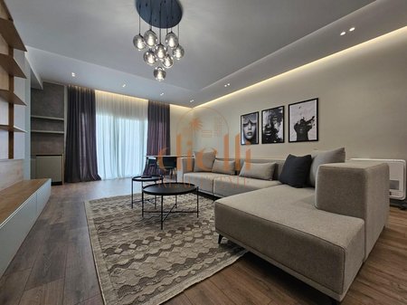 Apartament 3+1+2+Post Parkimi per Qira tek Kopshti Botanik