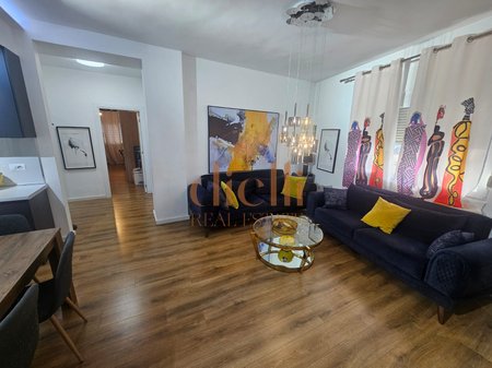 2+1 Apartment for Sale near Komuna e Parisit