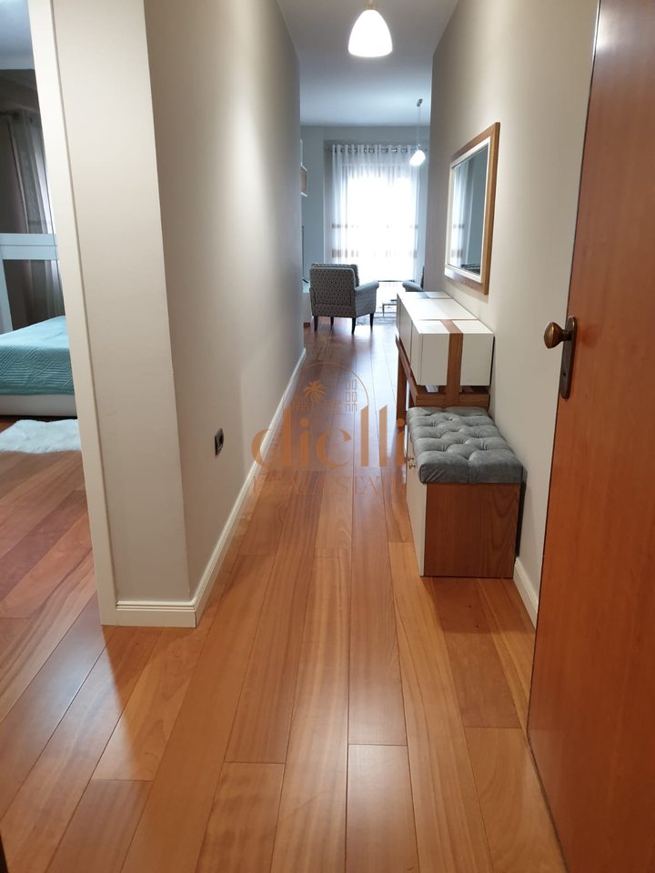 Apartament 3+1+2 per Qira tek Liqeni Thate