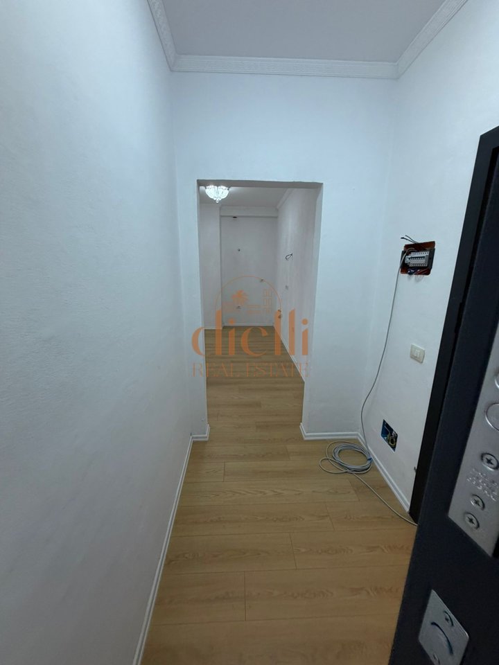 2+1 Apartment for Sale in Fresk