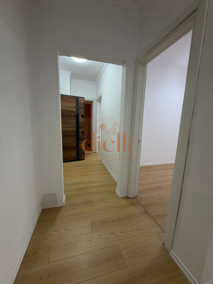 2+1 Apartment for Sale in Fresk