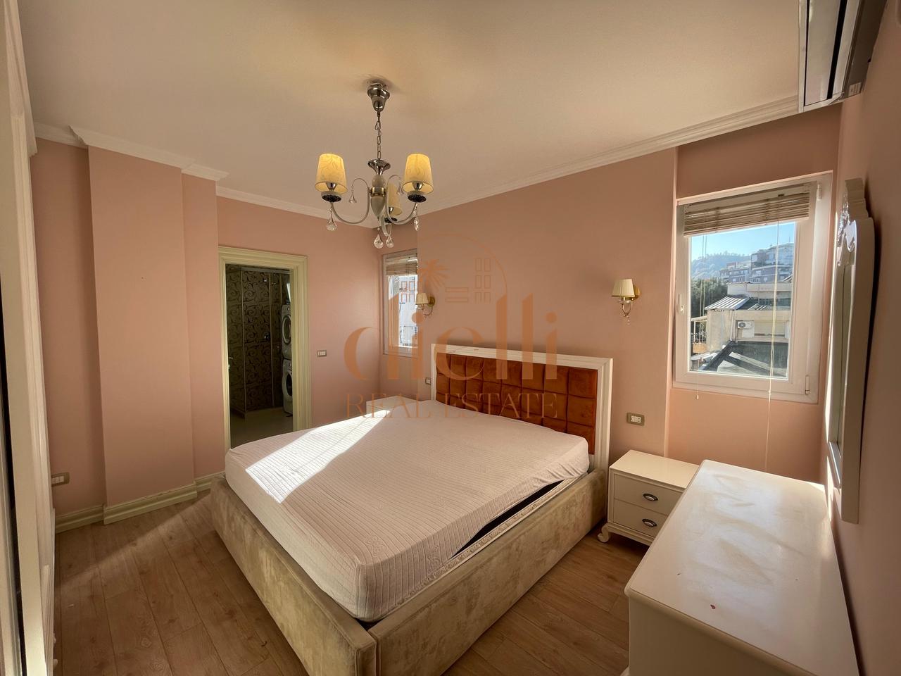 Apartament 3+1+2 per Qira tek Liqeni Thate