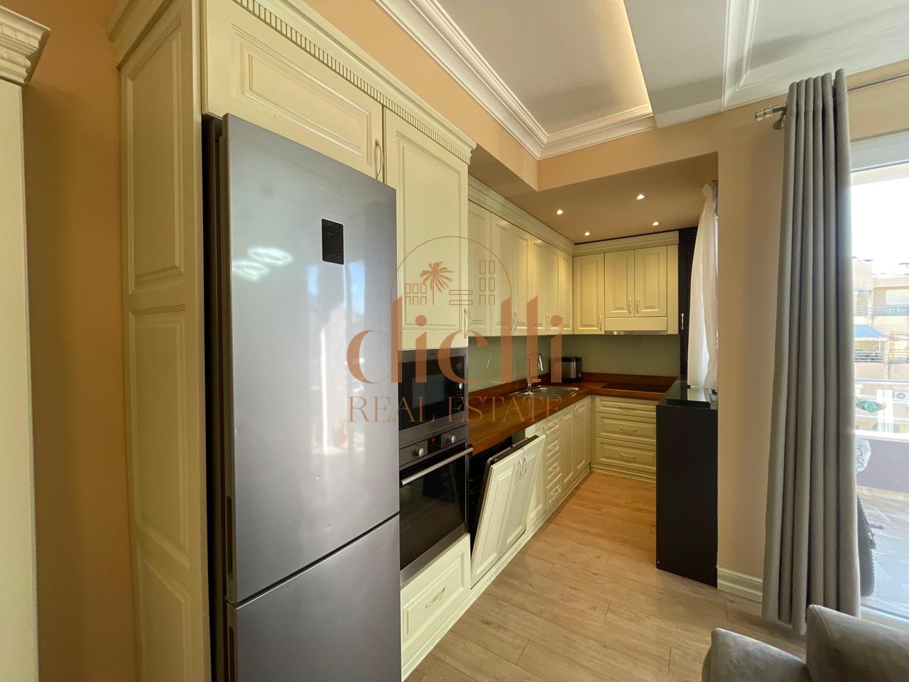 Apartament 3+1+2 per Qira tek Liqeni Thate