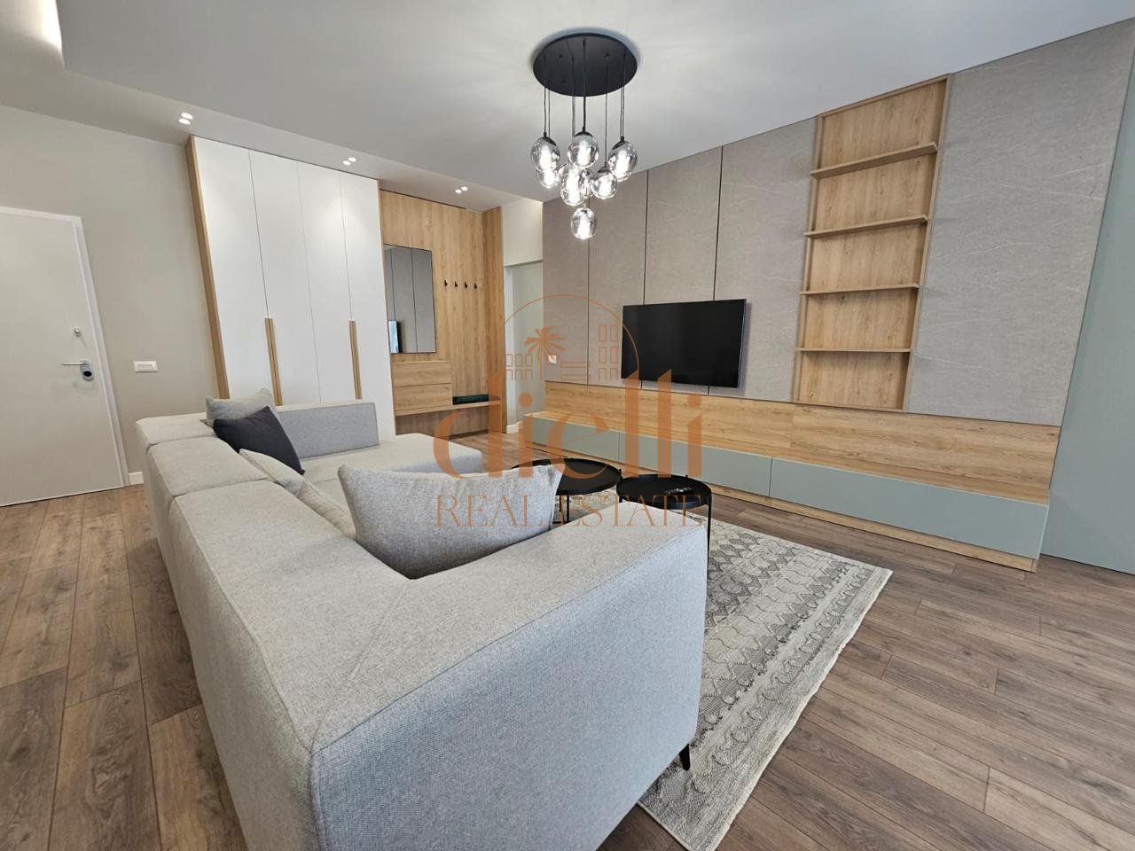 Appartamento 3+1+2+Posto Auto in Affitto vicino al Giardino Botanico