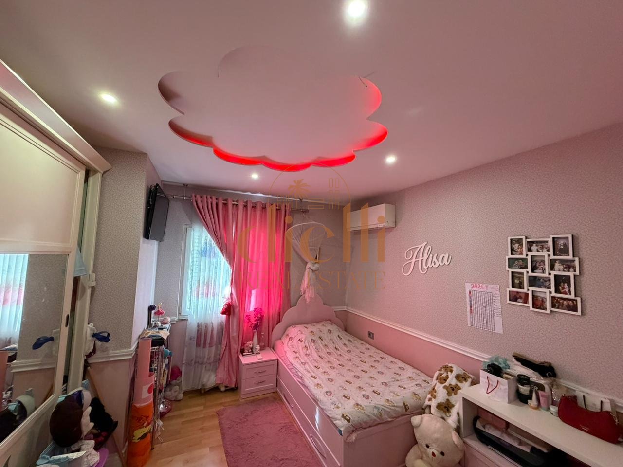 Apartament 3+1+2 + Garazh per Shitje pranë Shkollës “At Zef Pllumi”