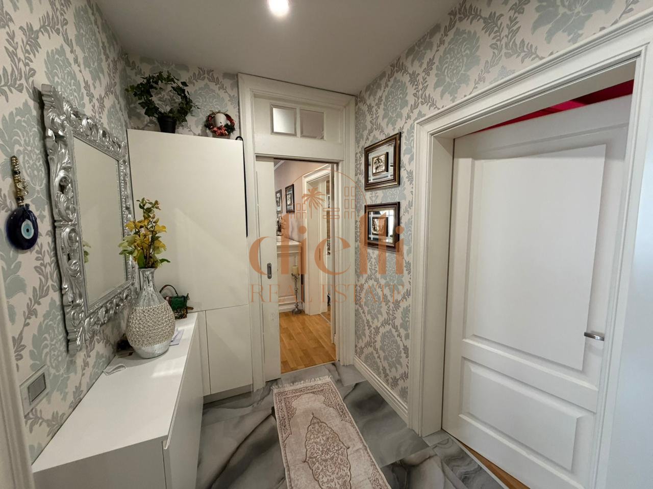 Apartament 3+1+2 + Garazh per Shitje pranë Shkollës “At Zef Pllumi”