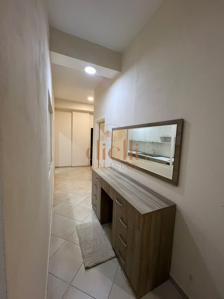 Apartament 1+1 per Qira tek Fresku