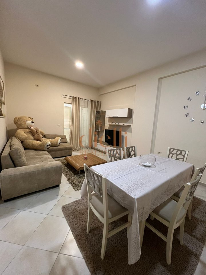 Apartament 1+1 per Qira tek Fresku