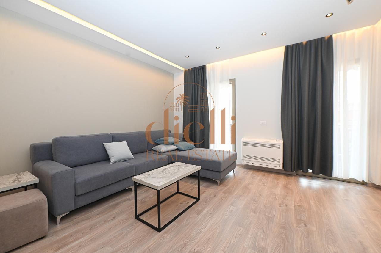 Apartament 2+1+2+Post Parkimi per Qira tek Kompleksi Delijorgji
