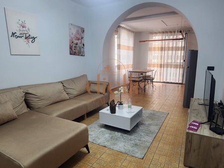 Apartament 2+1 per Qira ne Bllok