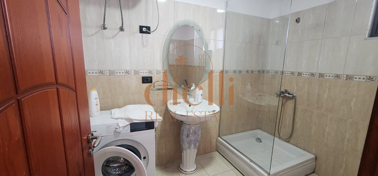 Apartament 2+1 per Qira ne Bllok