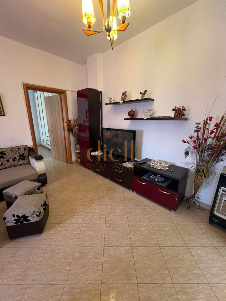 Apartament 1+1 per Shitje ne Plazh Durres