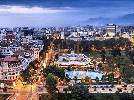 Apartament 1+1 per Shitje ne Bllok