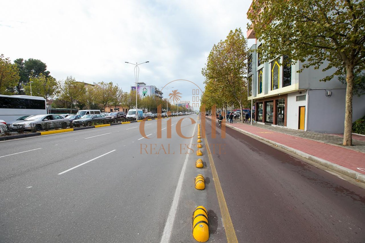 Appartamento 2+1+2+Veranda in Vendita in Via Dritan Hoxha