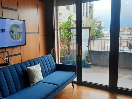 Apartament 1+1 per Qira tek Rruga Barrikadave