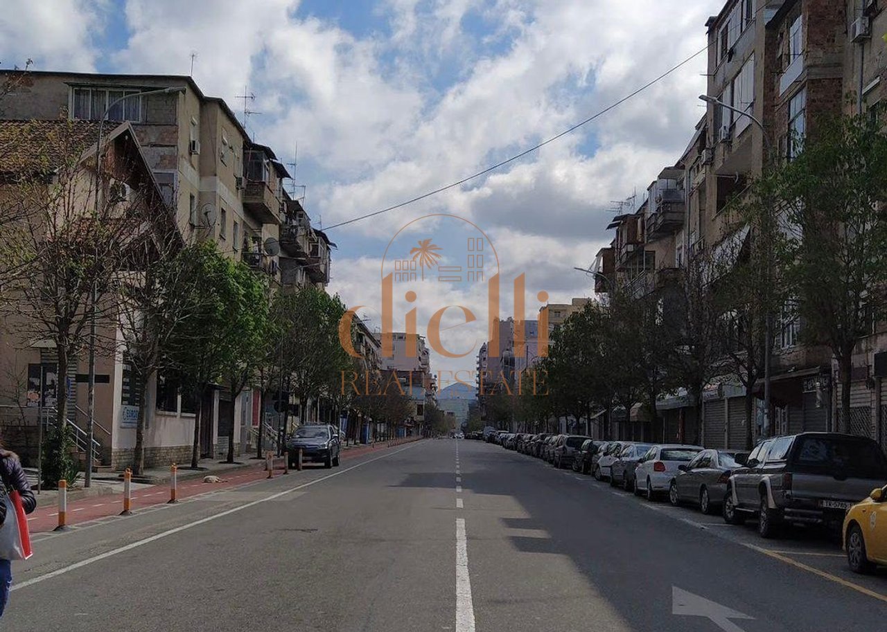 Apartament 1+1 per Qira Rruga Barrikadave