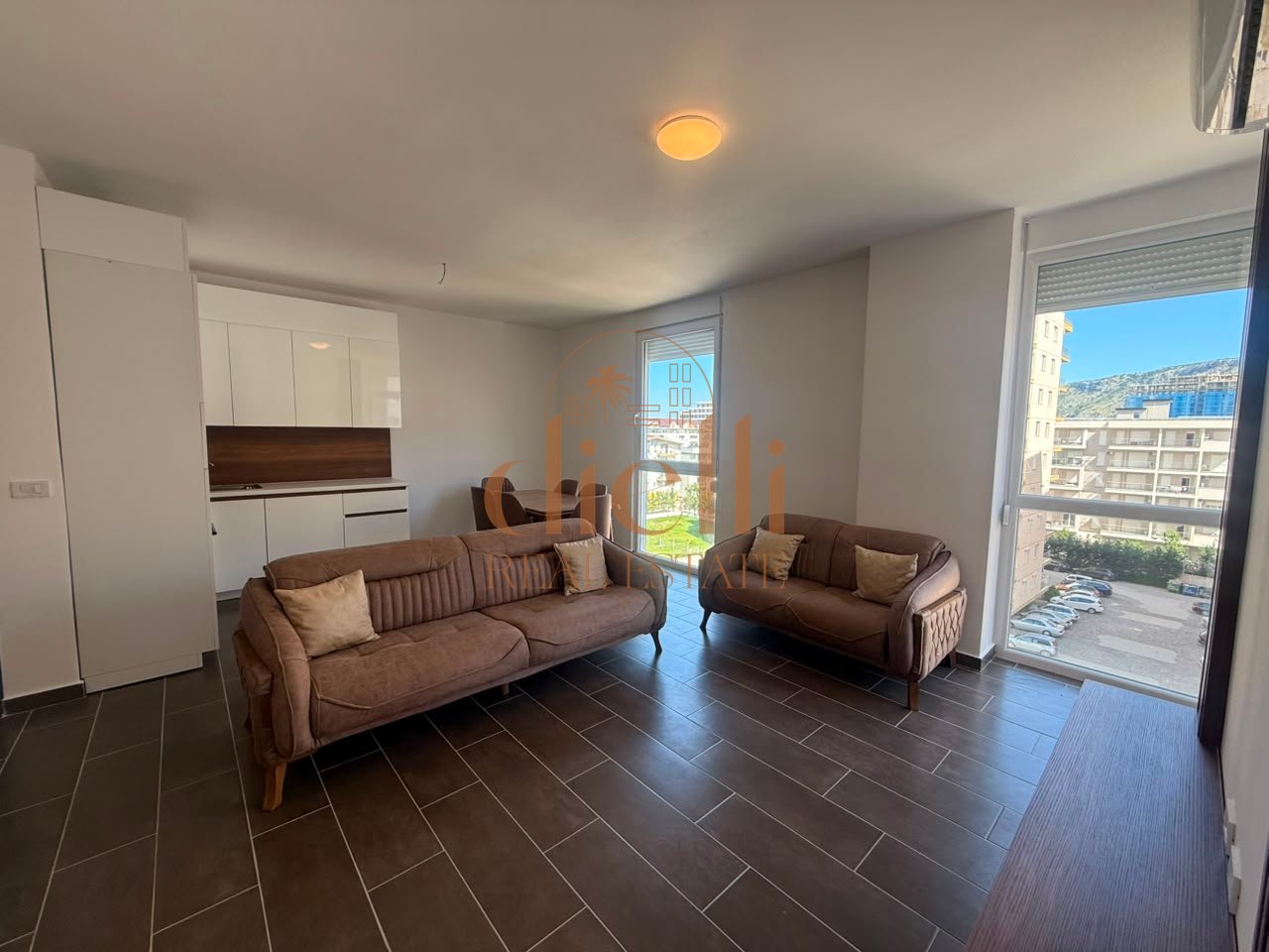 Apartment 2+1 for Sale in Shengjin