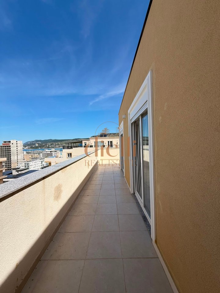 Penthouse per Shitje ne Shengjin