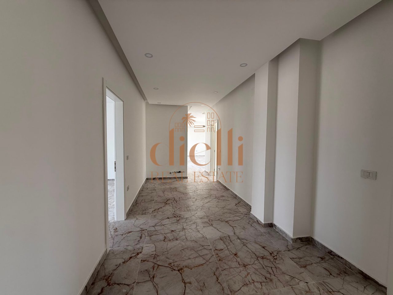 Penthouse per Shitje ne Shengjin