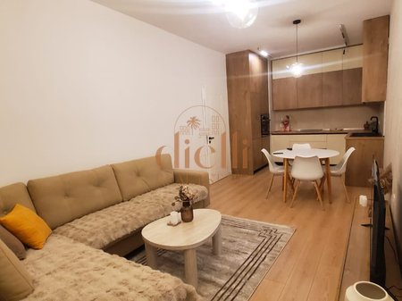 Appartamento 2+1 in affitto in Via delle Barricate