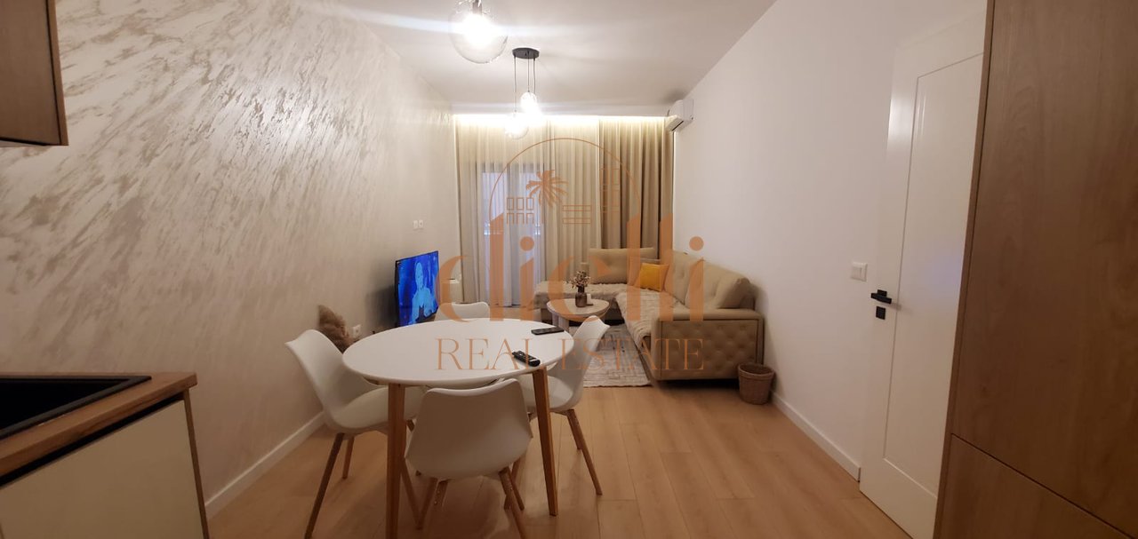 Apartament 2+1 per Qira tek Rruga e Barrikadave