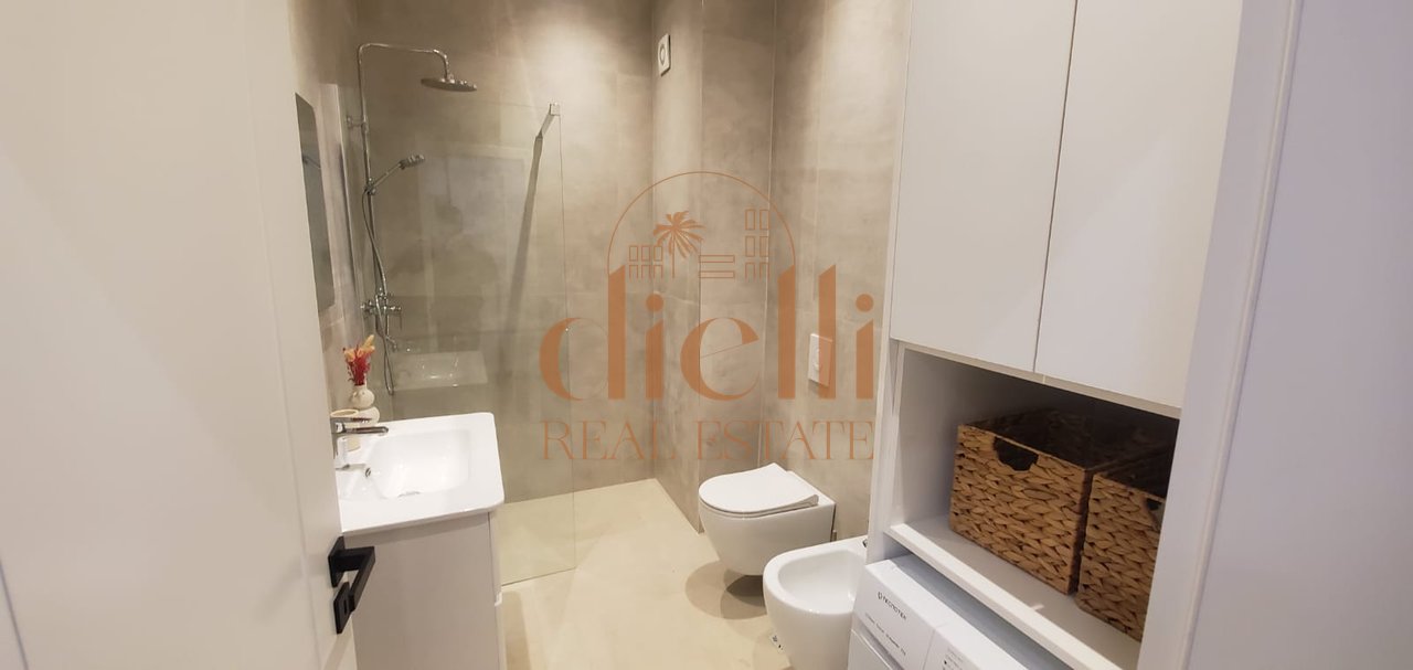 Apartament 2+1 per Qira tek Rruga e Barrikadave