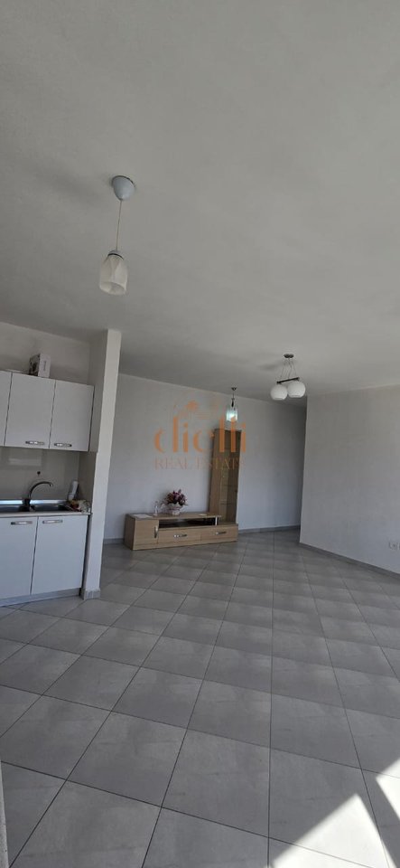 Apartament 2+1+2 per Shitje tek Rruga Mihal Grameno