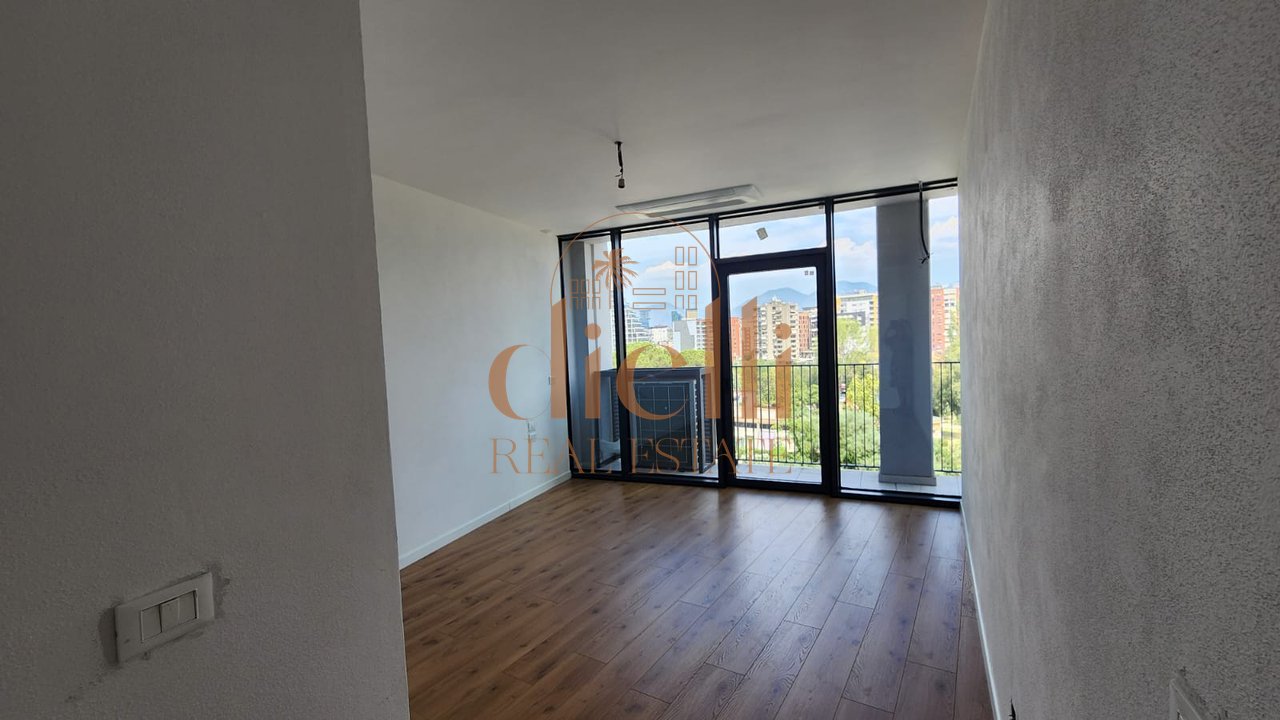 Appartamento 2+1+2 in vendita presso Lake View Residence Lago di Tirana