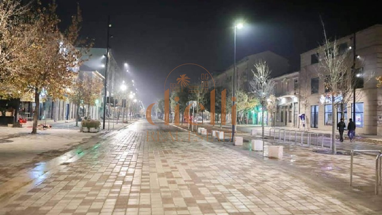Commercial Space for Rent on Zogu i Pare Boulevard