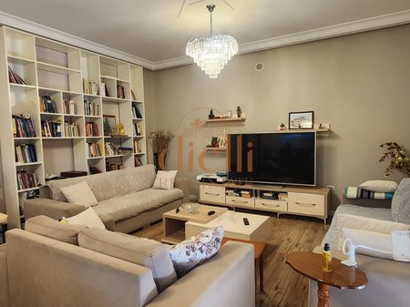 Apartament 2+1 per Shitje ne Ali Dem