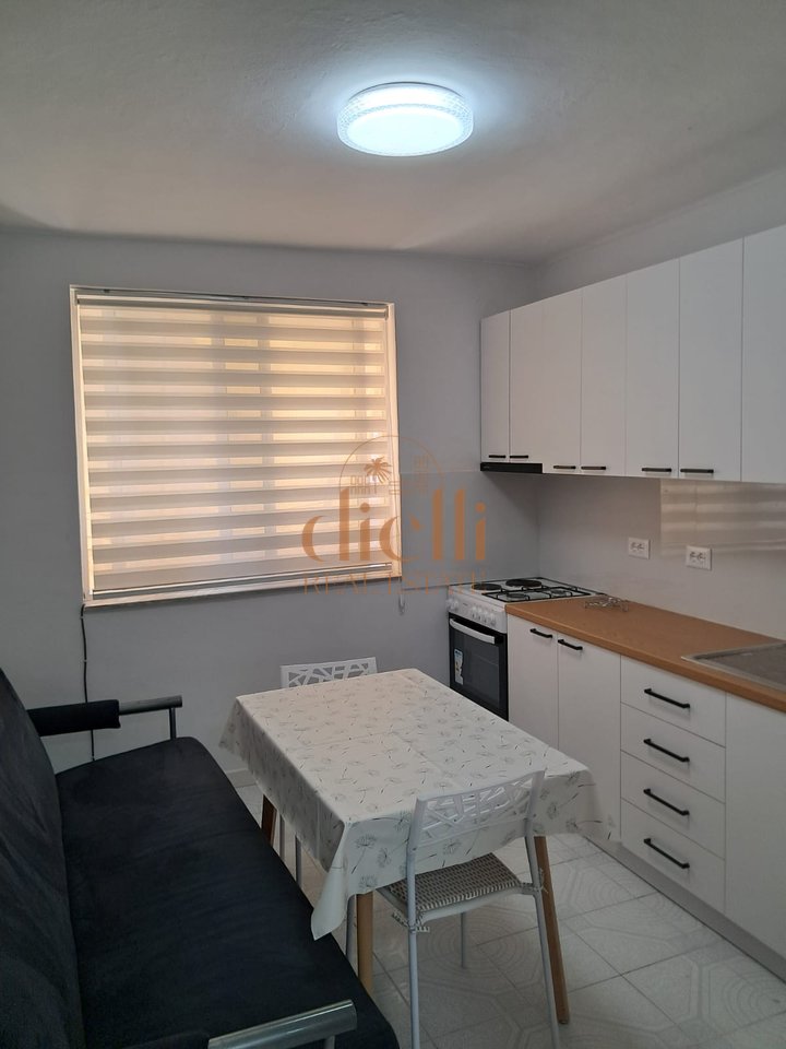 Apartament 1+1 per Qira ne Bllok
