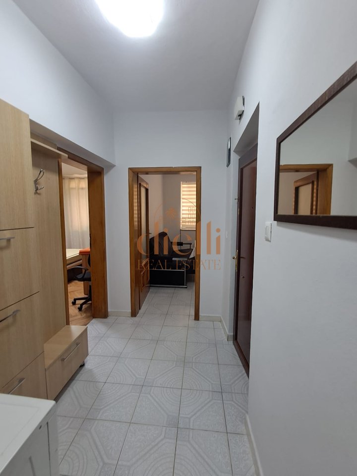 Apartament 1+1 per Qira ne Bllok