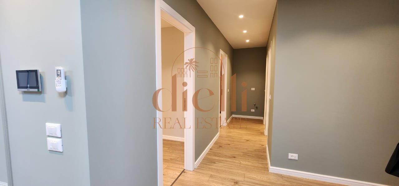 Apartament per Qira 2+1+2+2 Poste Parkimi tek Lake View
