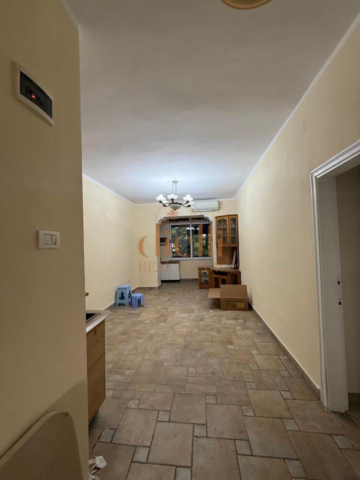 Apartament 1+1 per Shitje tek Rruga Bardhyl