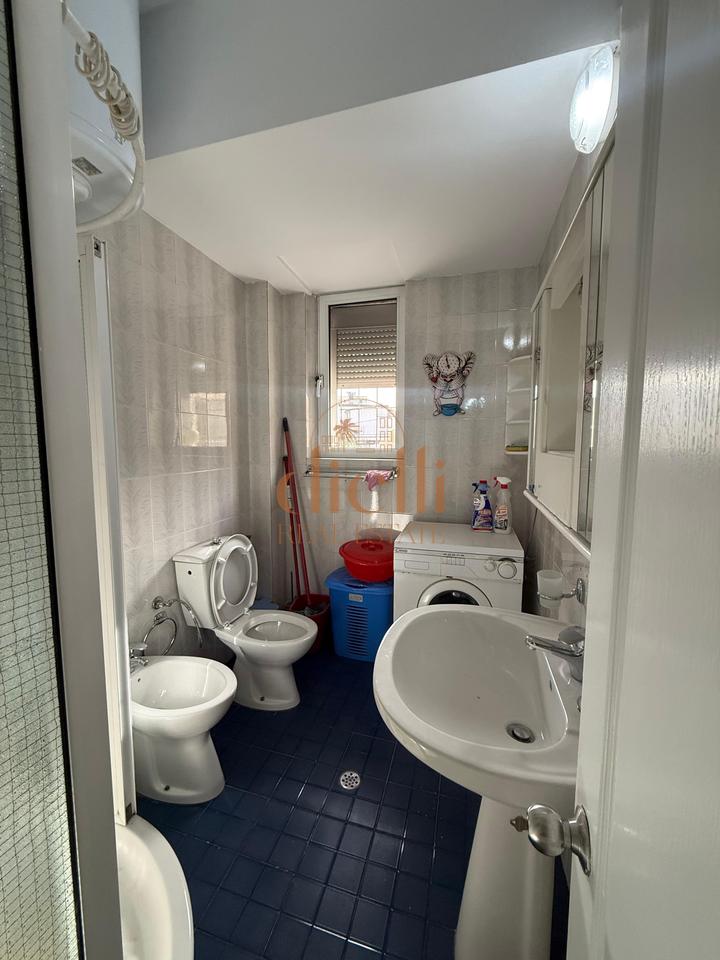 Apartament 1+1 per Shitje tek Rruga Bardhyl