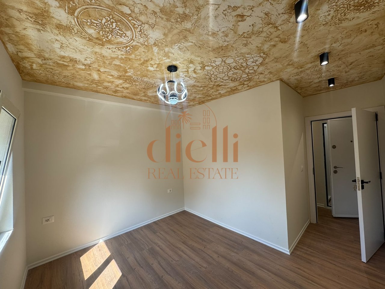 Apartament 1+1 per Shitje tek Brraka