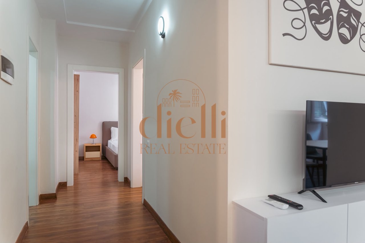 Apartment 2+1 for Sale at Myslym Shyri
