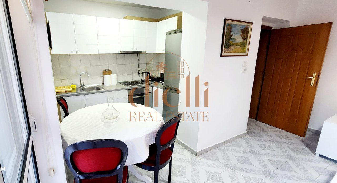 Apartament 2+1 per Qira ne Qender