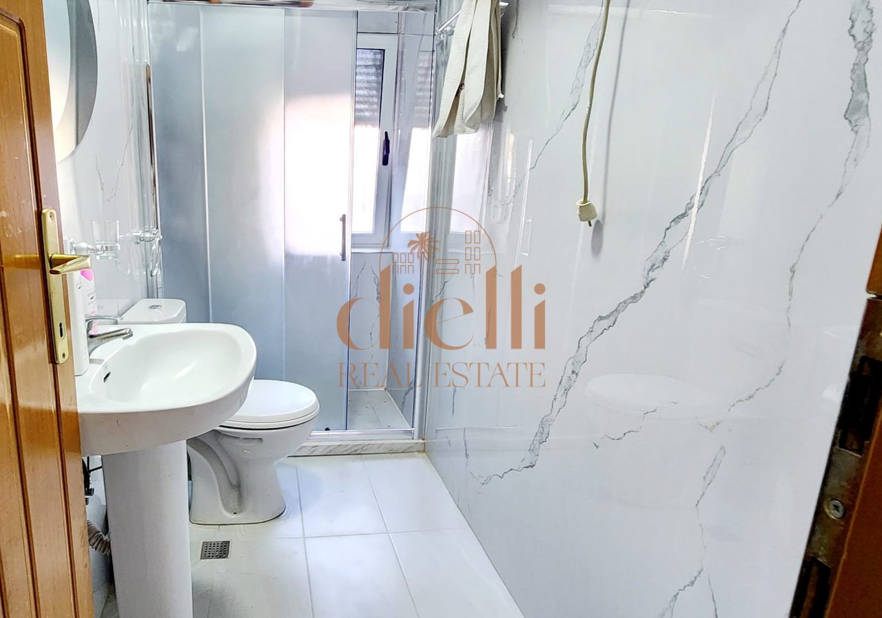 Apartament 2+1 per Qira ne Qender