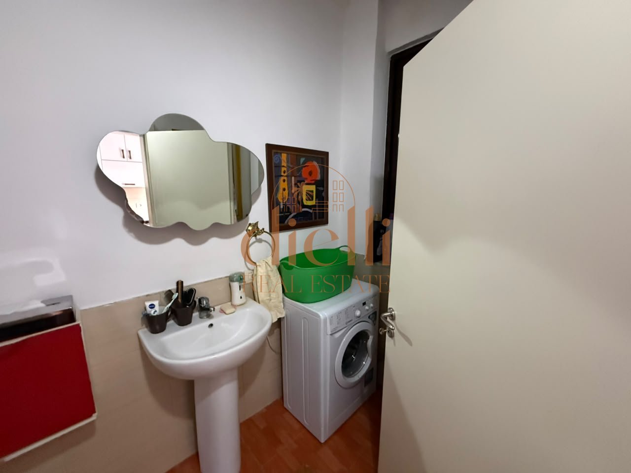 Garsoniere per Qira tek Komuna e Parisit