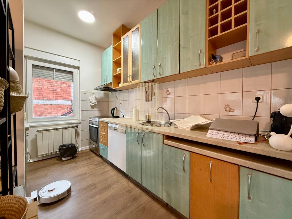 Станбено Деловен Објект | 900м²