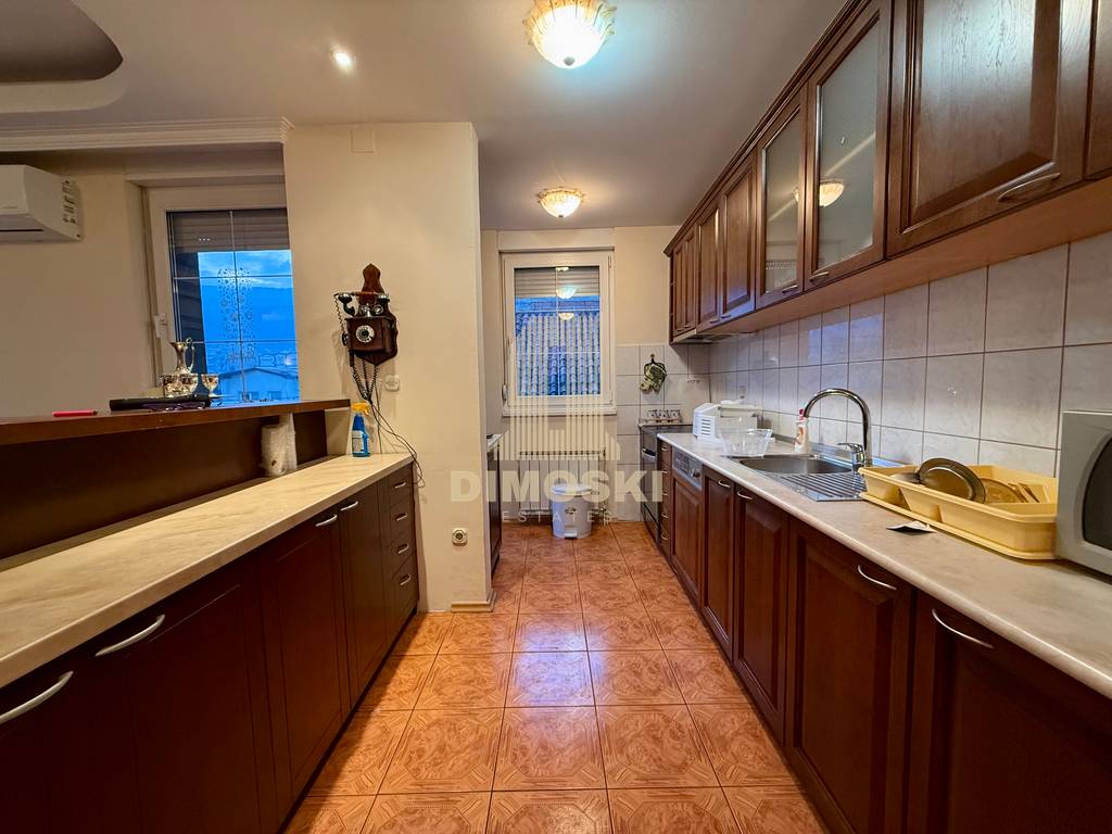 Станбено Деловен Објект | 900м²