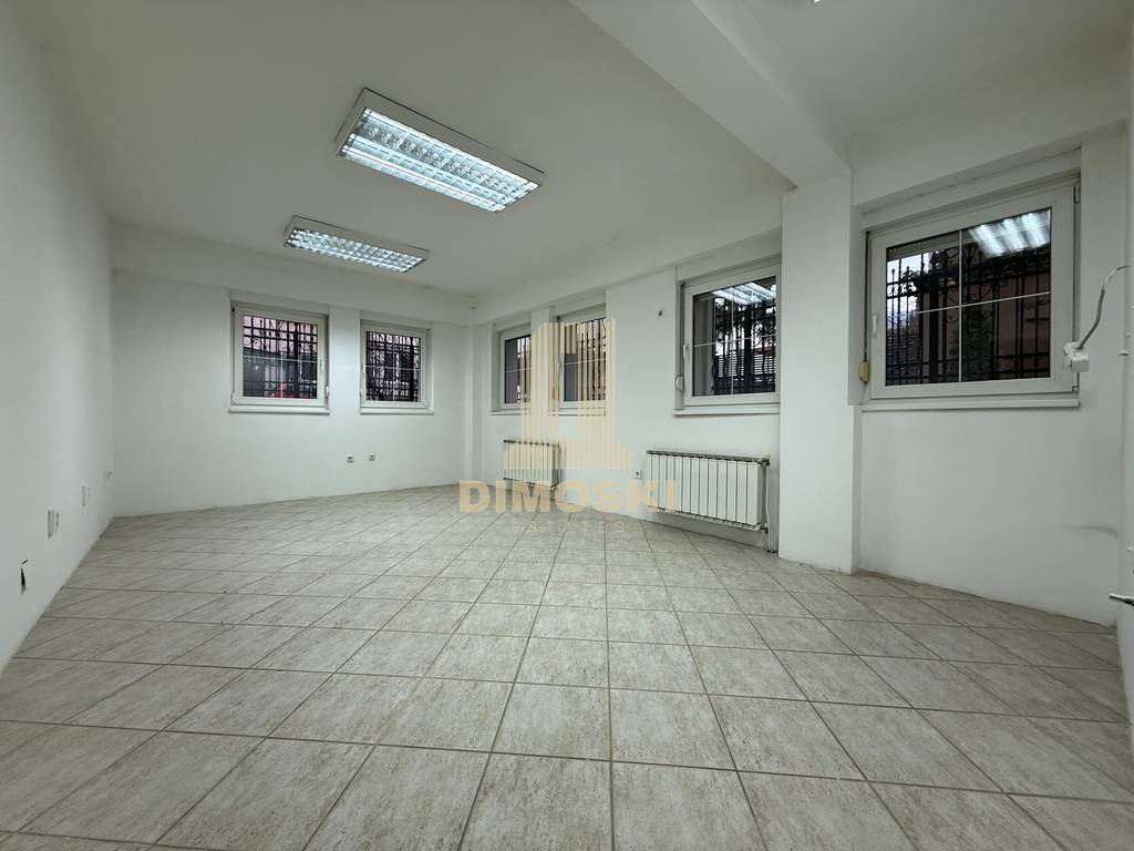 Деловен Простор | 517м²